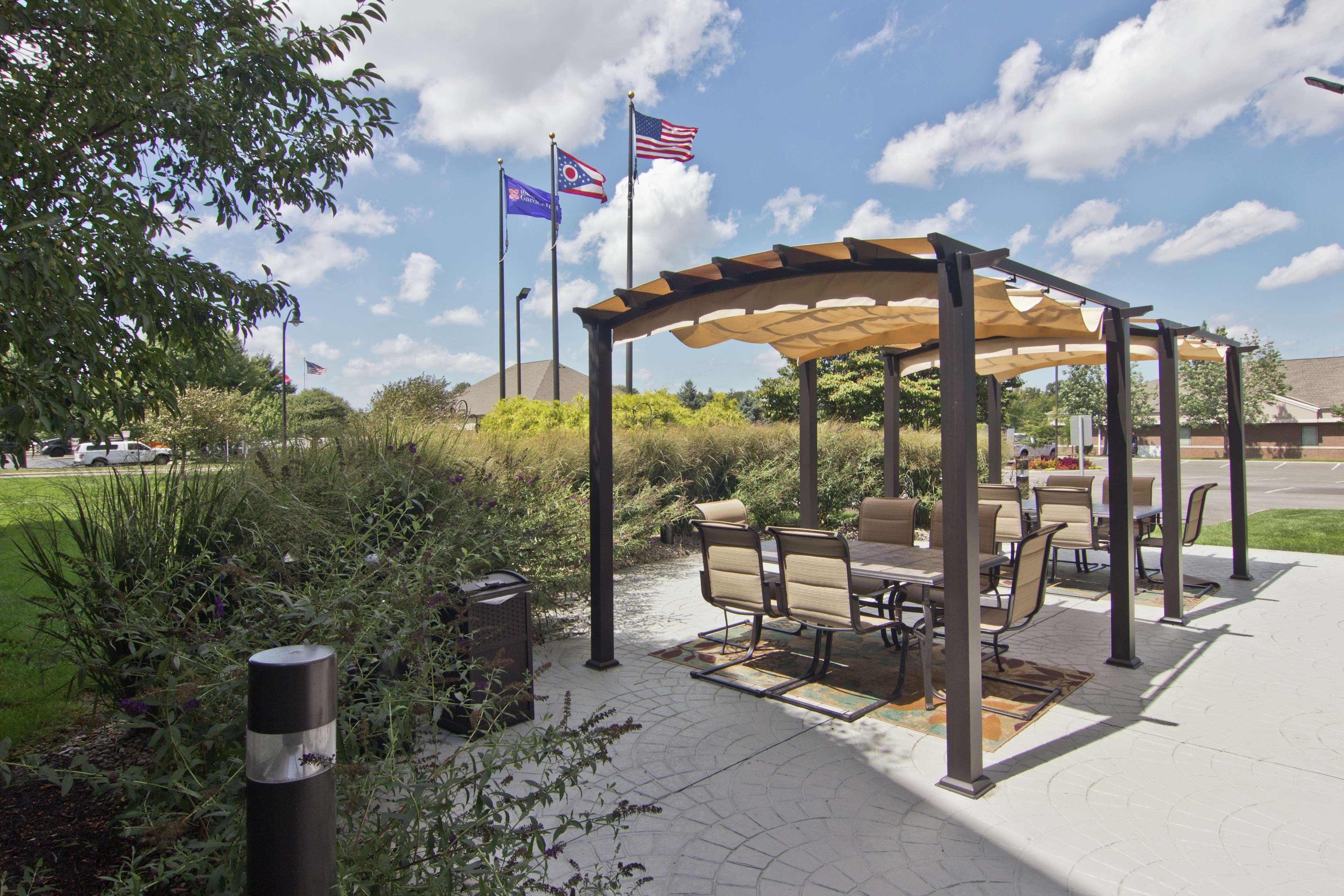 Hilton Garden Inn Columbus/Гров Сити Экстерьер фото