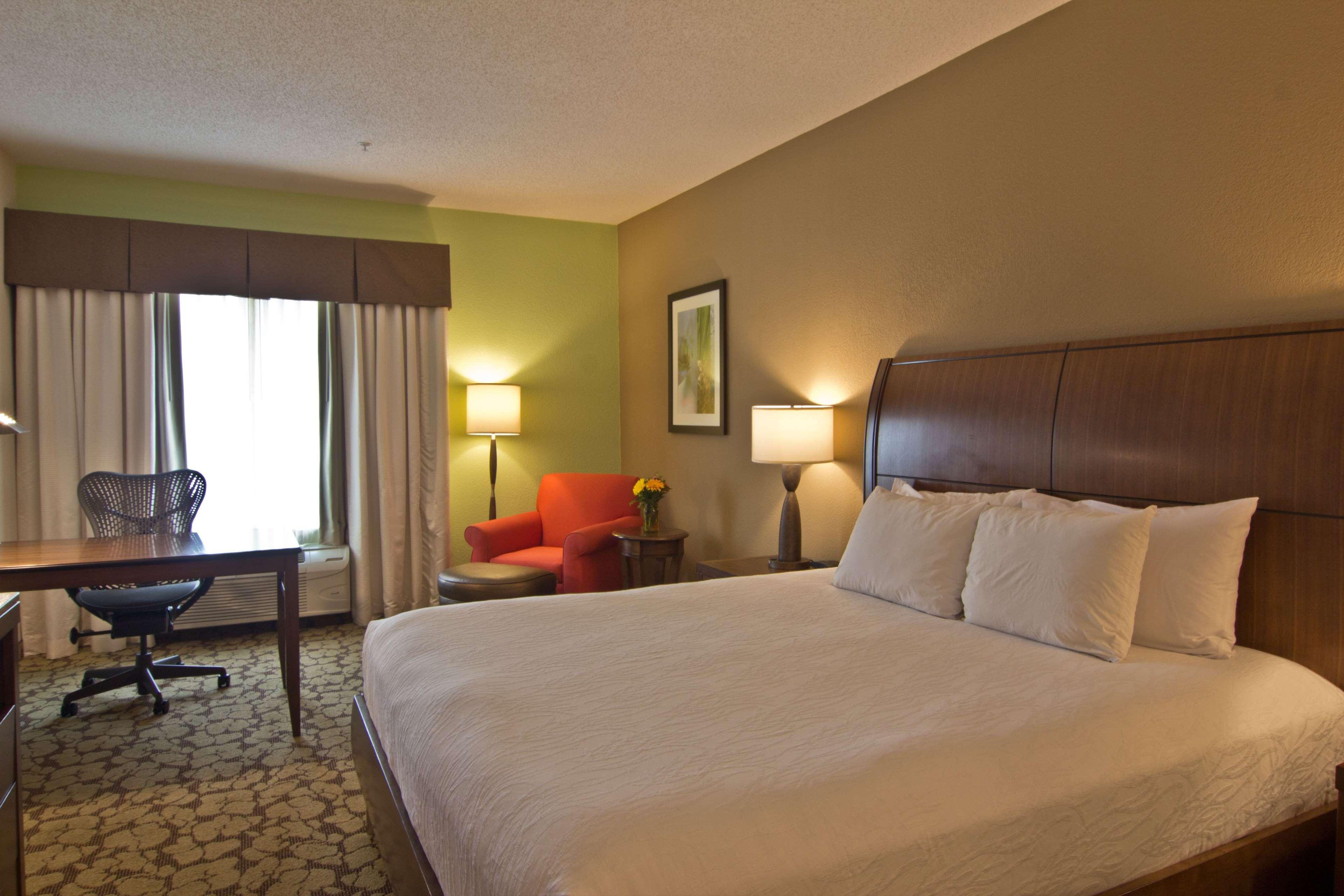 Hilton Garden Inn Columbus/Гров Сити Экстерьер фото