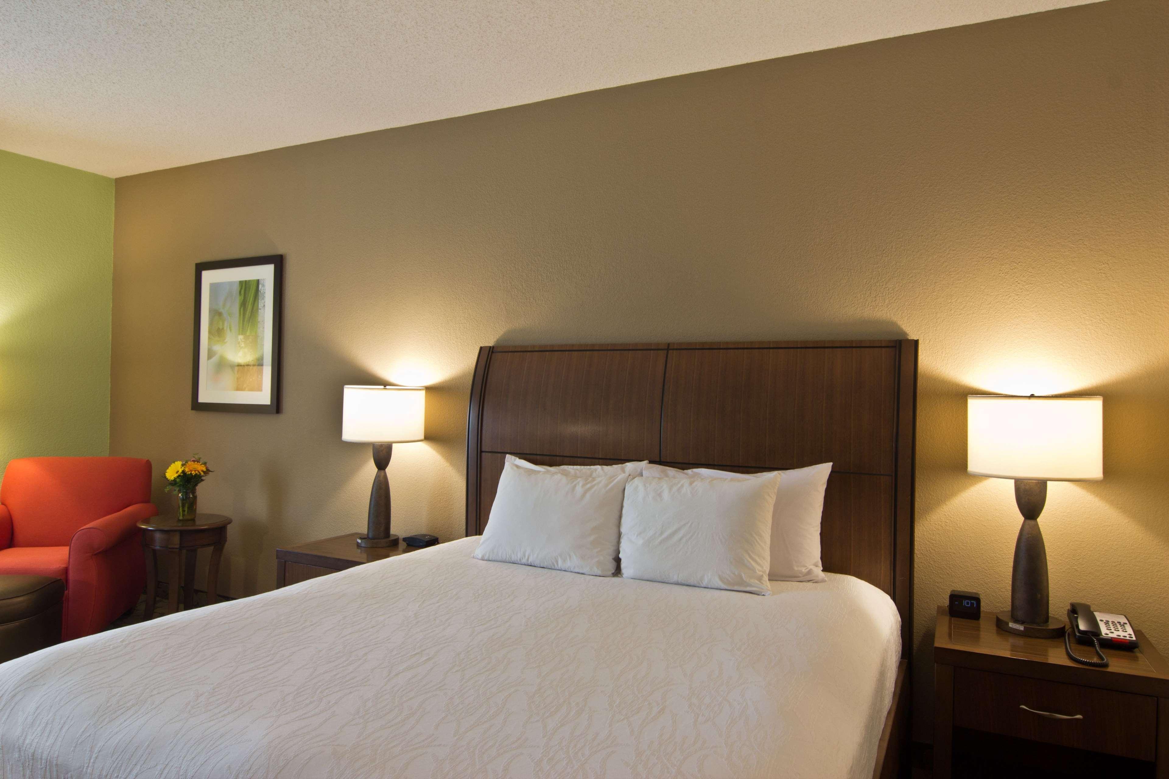 Hilton Garden Inn Columbus/Гров Сити Экстерьер фото