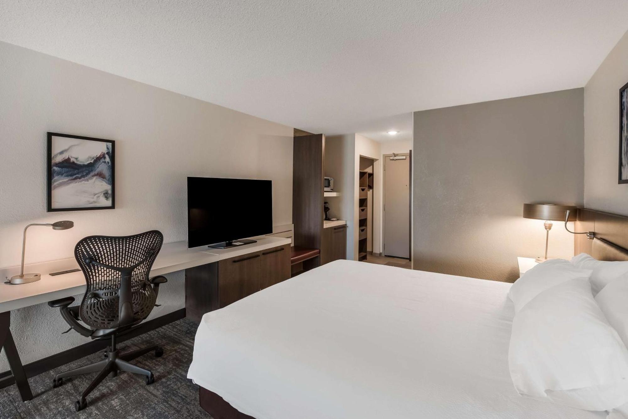 Hilton Garden Inn Columbus/Гров Сити Экстерьер фото