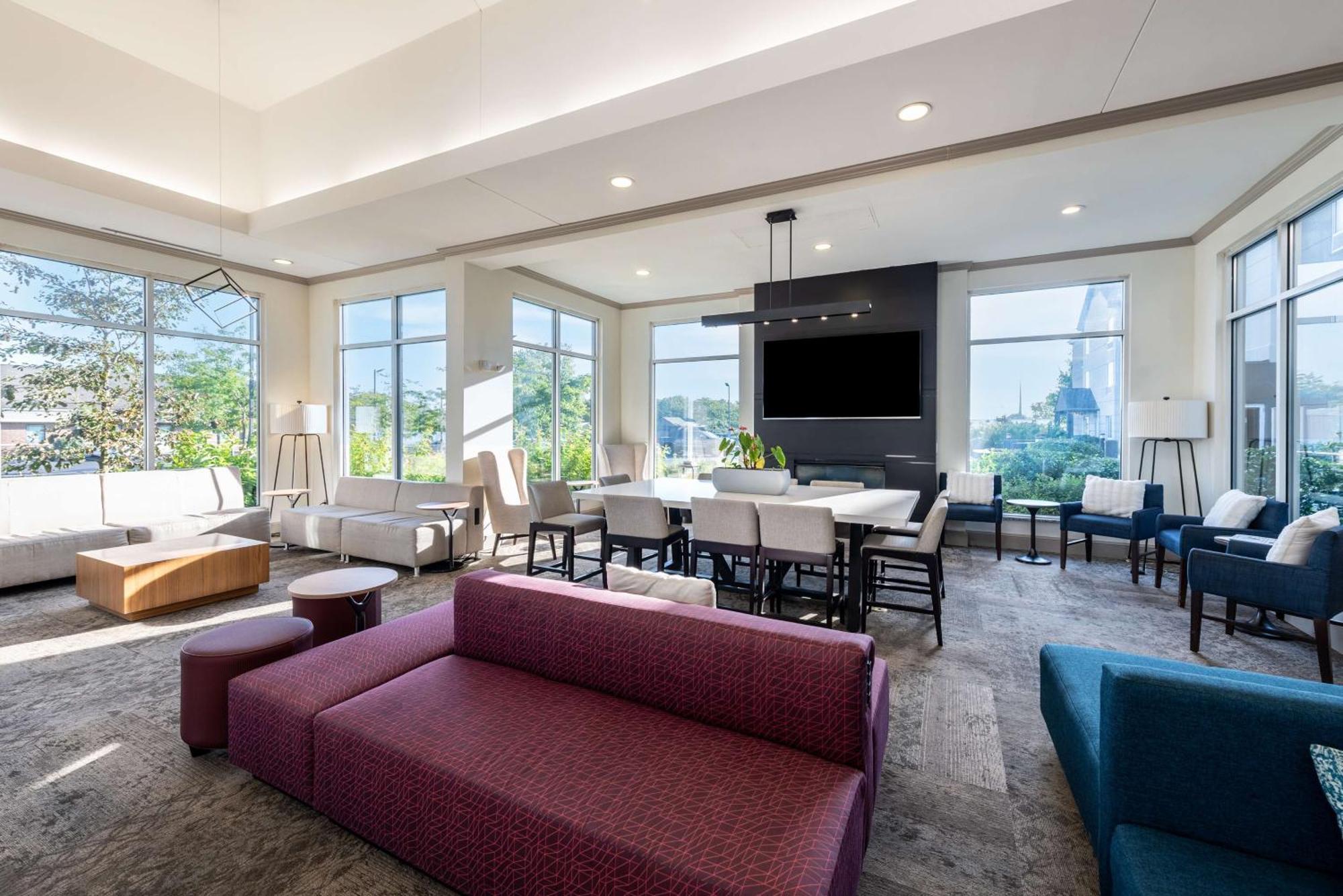 Hilton Garden Inn Columbus/Гров Сити Экстерьер фото