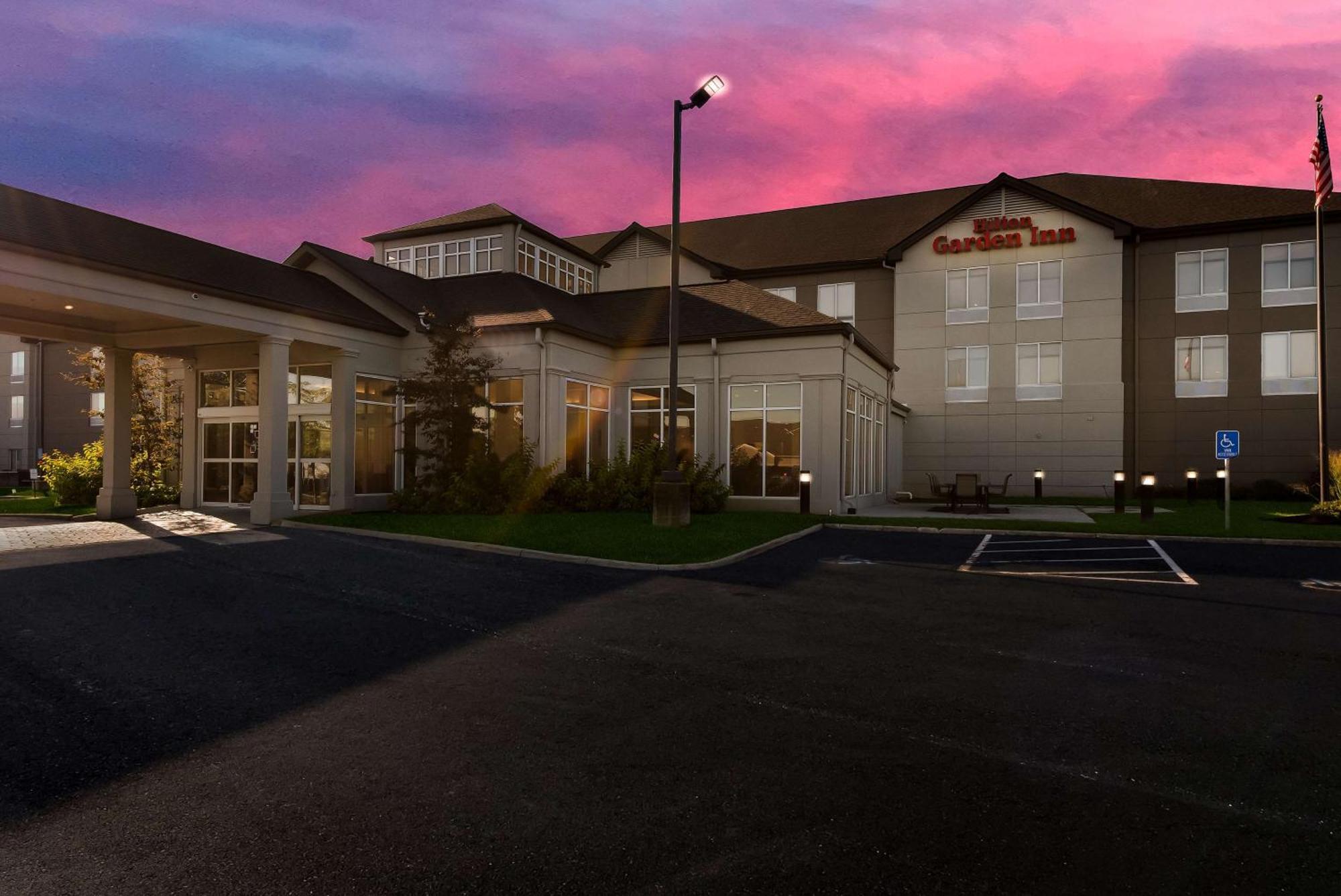 Hilton Garden Inn Columbus/Гров Сити Экстерьер фото