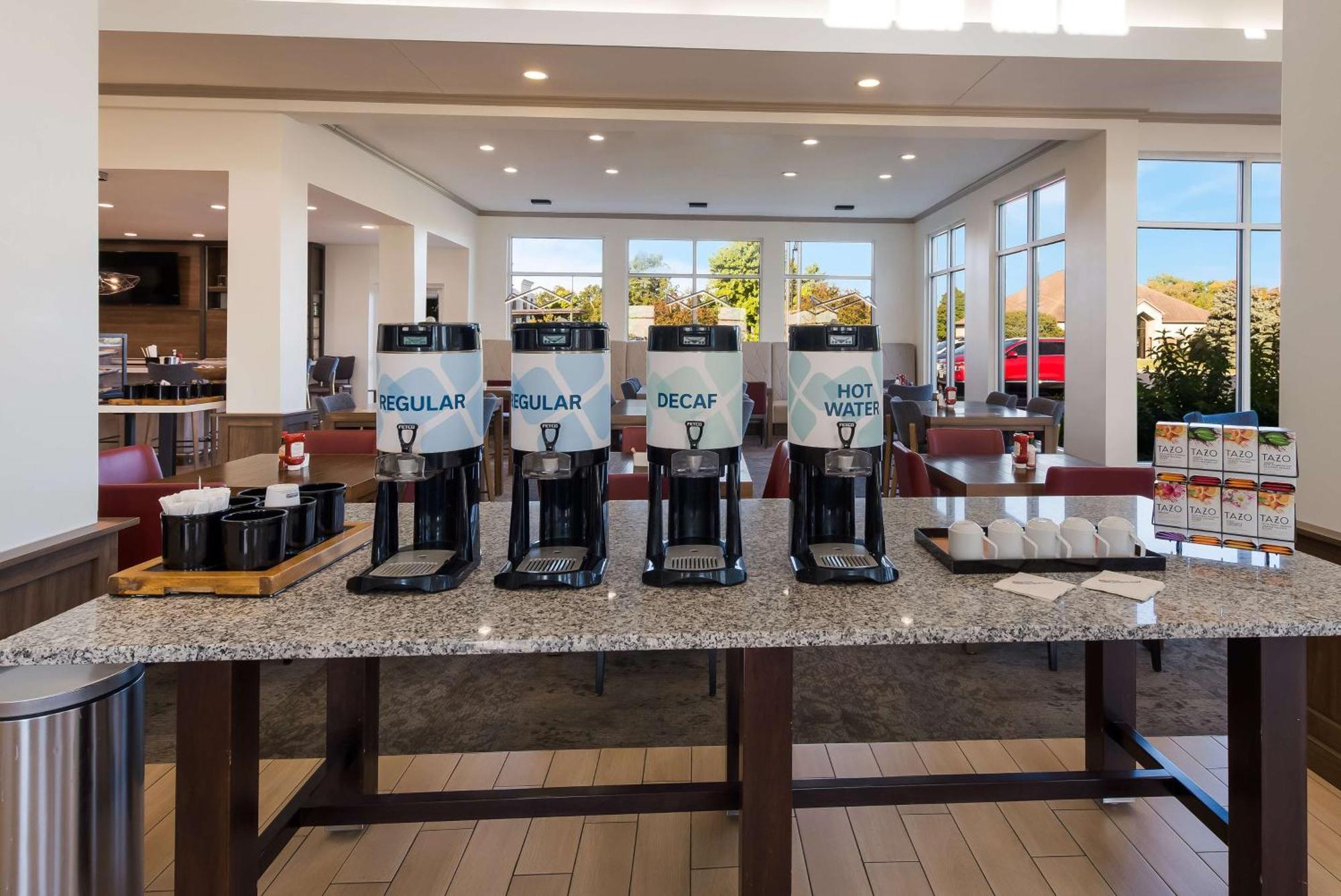 Hilton Garden Inn Columbus/Гров Сити Экстерьер фото