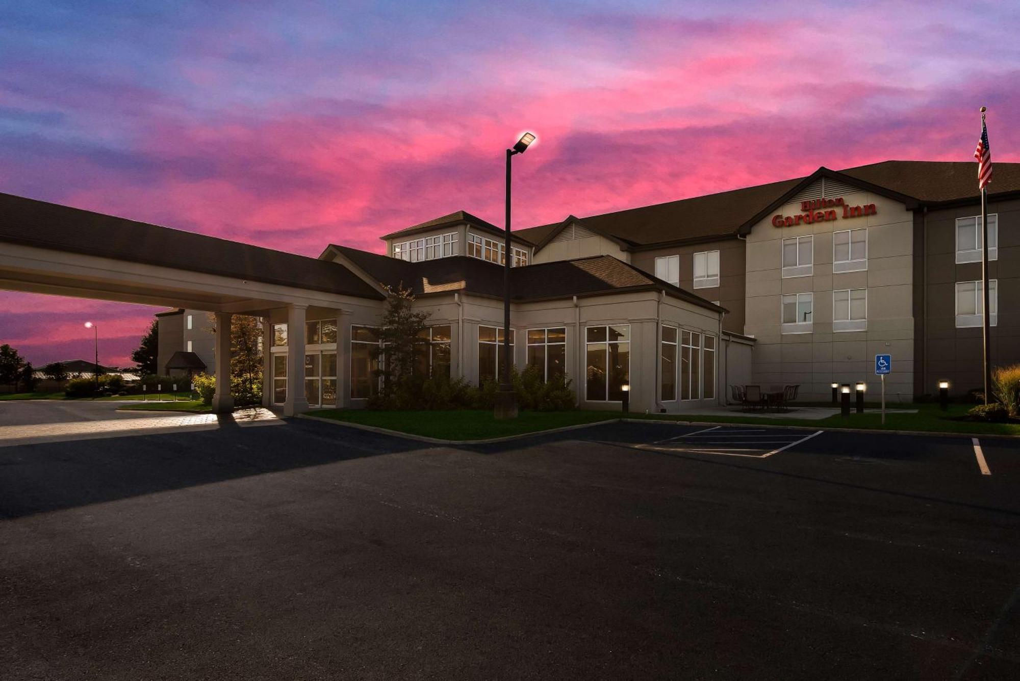 Hilton Garden Inn Columbus/Гров Сити Экстерьер фото