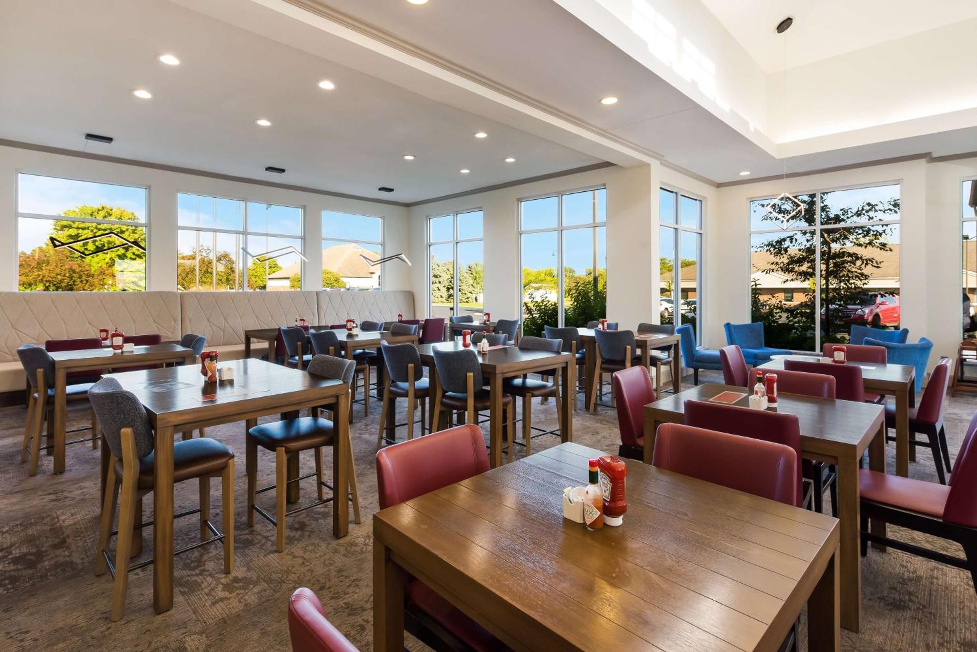 Hilton Garden Inn Columbus/Гров Сити Экстерьер фото